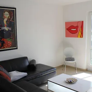 grosse-wohnung-20-km-von-koln-bis-zu-14-personen.topcolognehotels.com/
